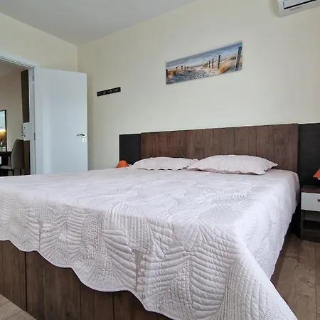Ferano Apartament Nesebyr